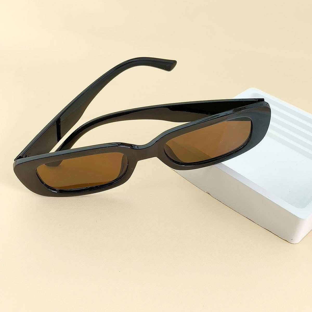 SQUARE FASHION SUNGLASSES