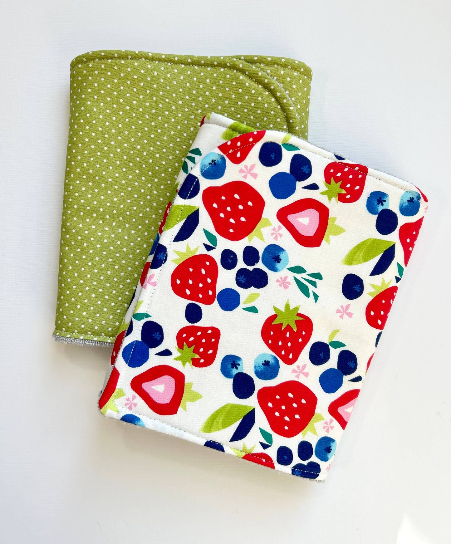 Summer Berries Burp Cloth, set of 2