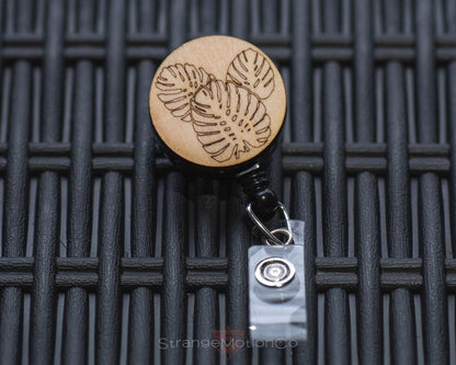 Monstera Leaves Badge Reel | 1