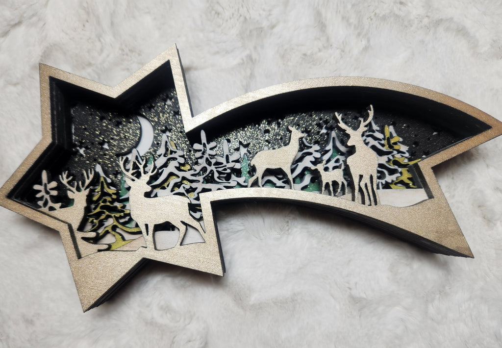 Layered wooden Shooting star Winter forest Scene