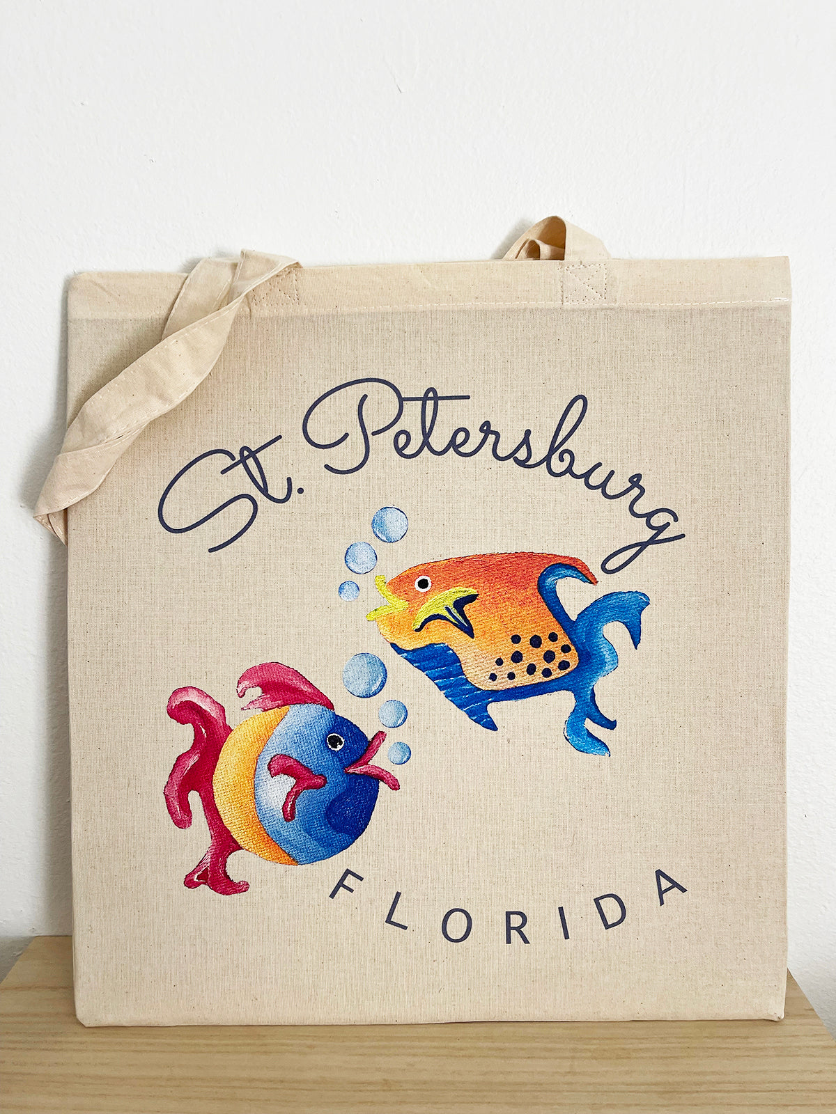 St. Petersburg, FL (Fish with Bubbles) – Natural Canvas Tote Bag