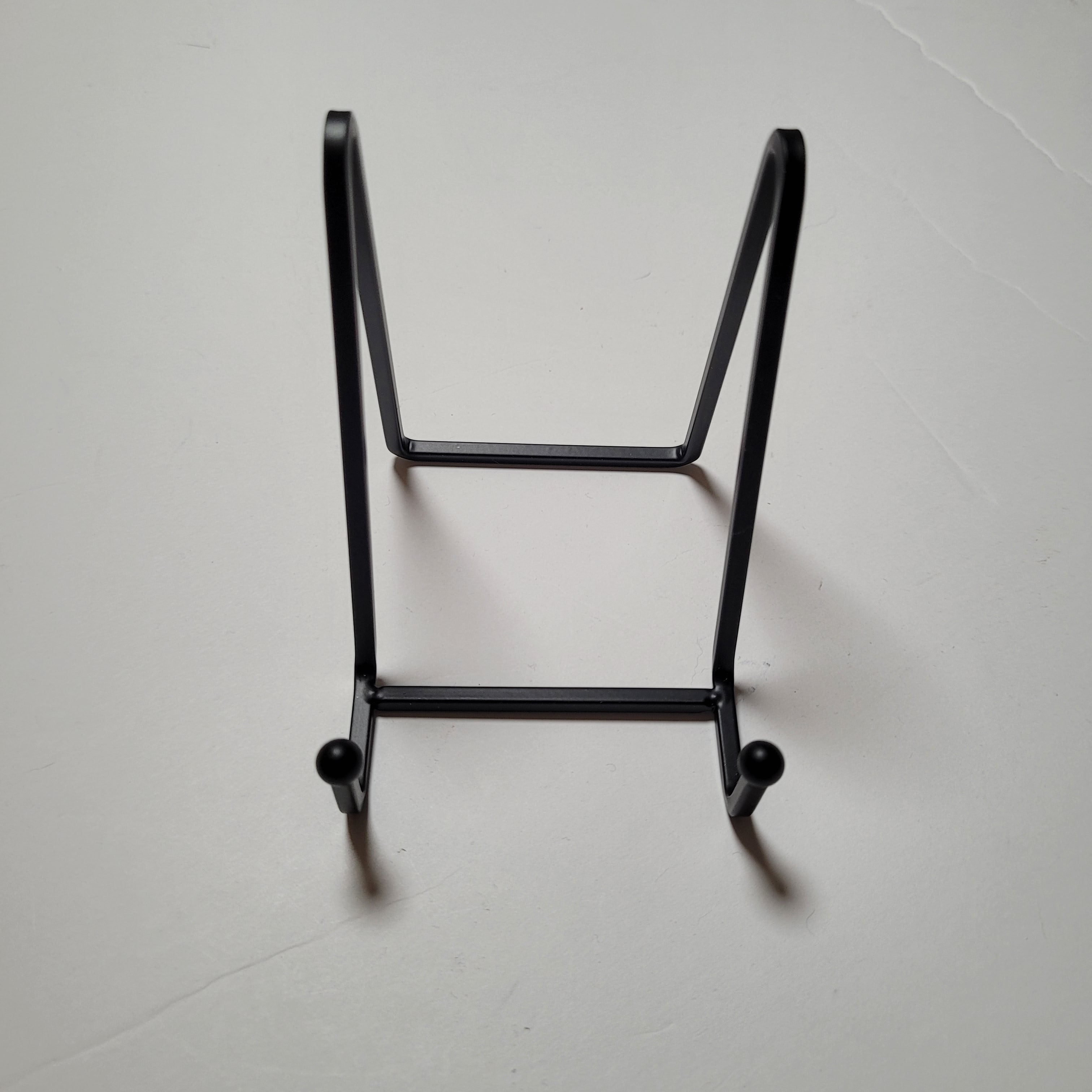 Shadow Stand Black Metal shadow box stand – MADE