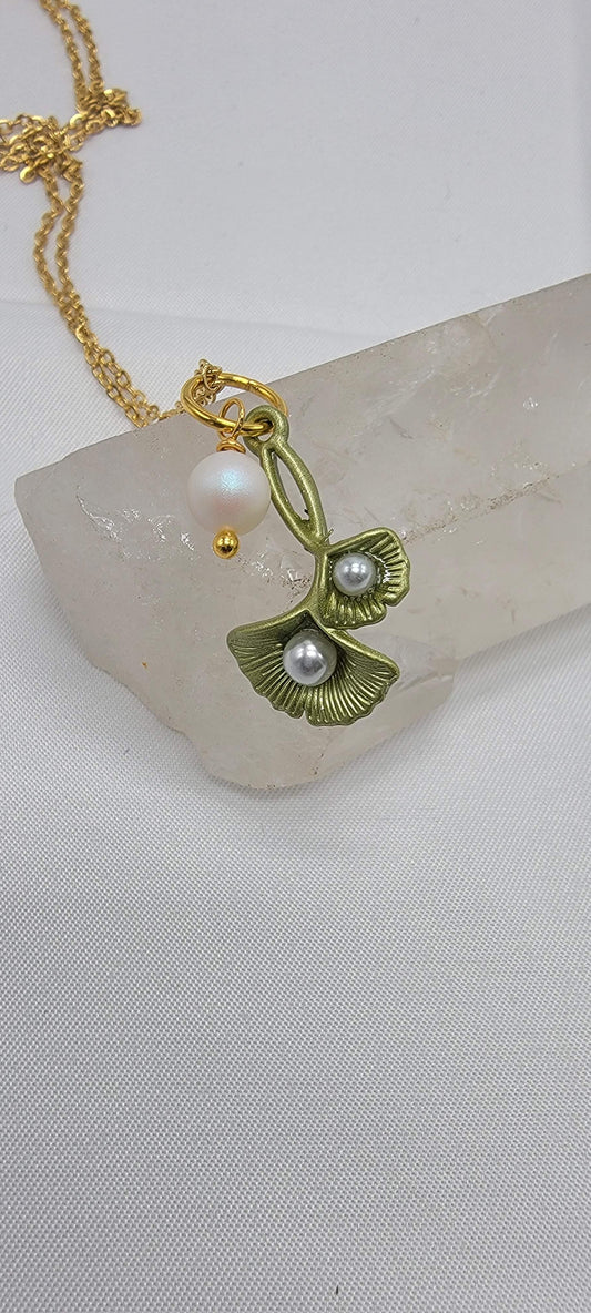 Ginko Leaf and Pearl Necklace Hypoallergenic Surgical Steel Gold Chain