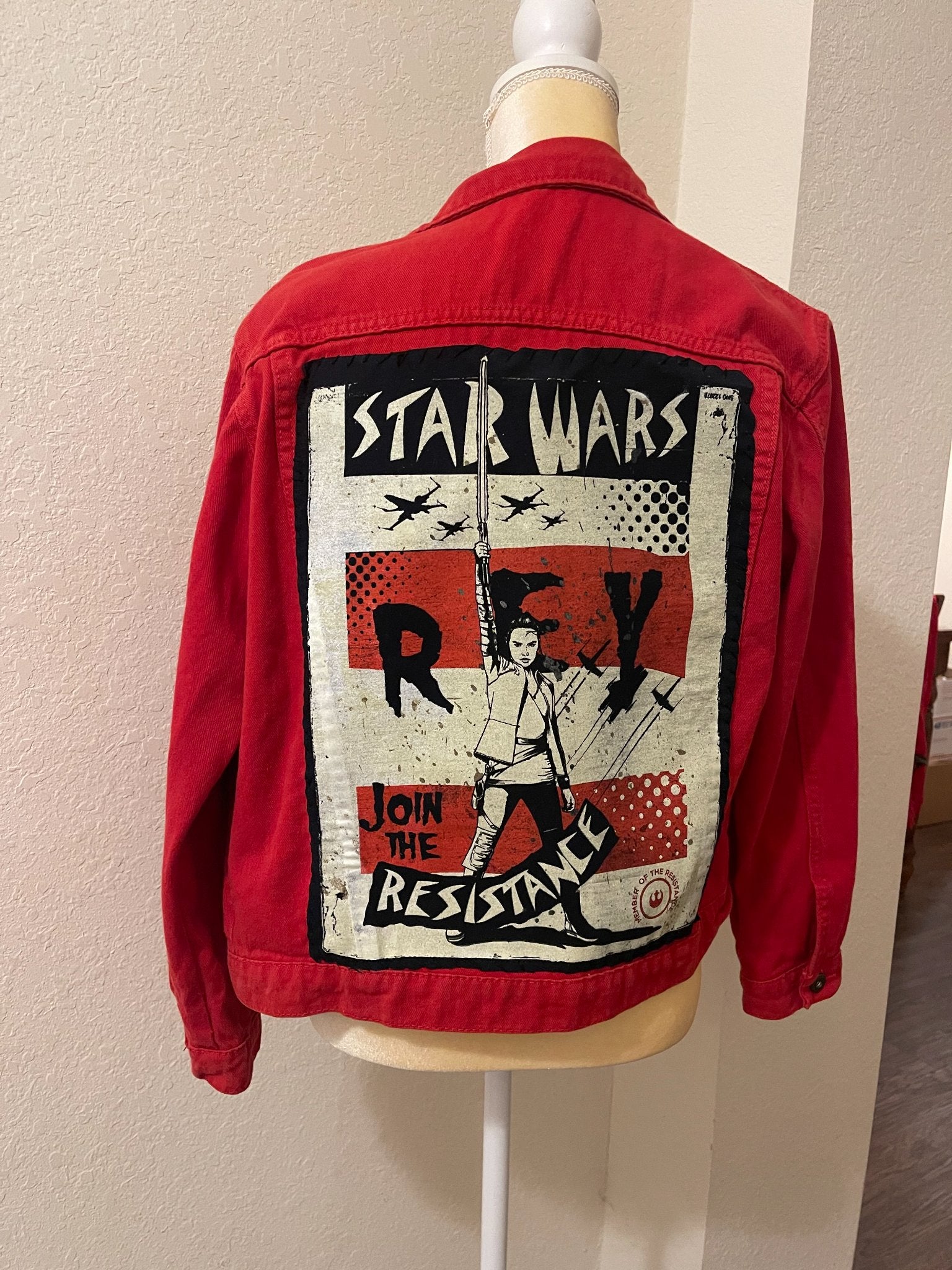 Join The Resistance Star Wars Red - 1