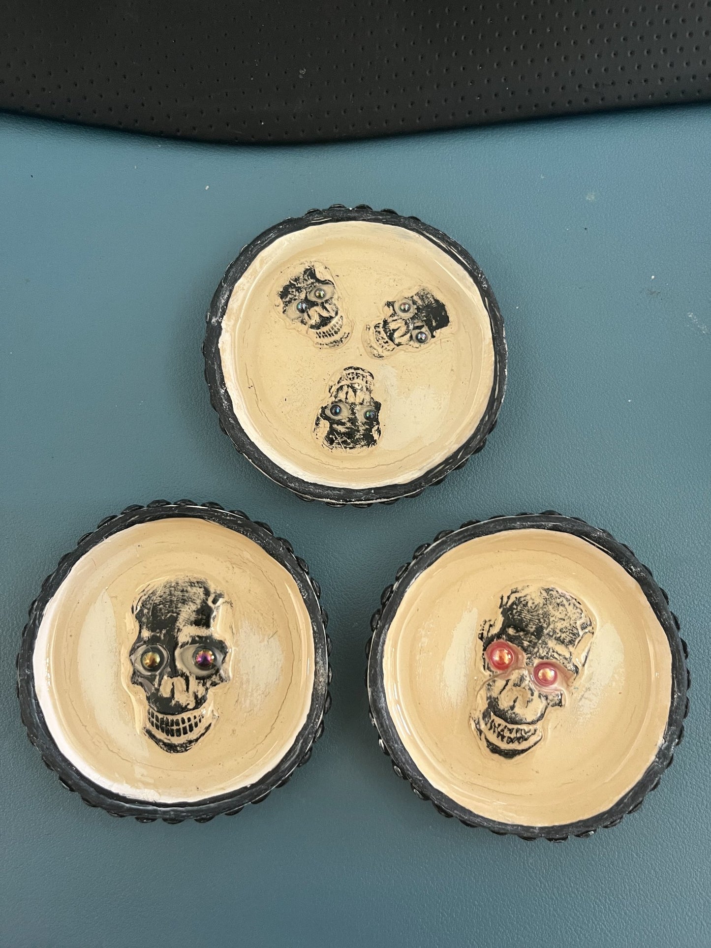 Clay Skull Trinket Dishes - 1