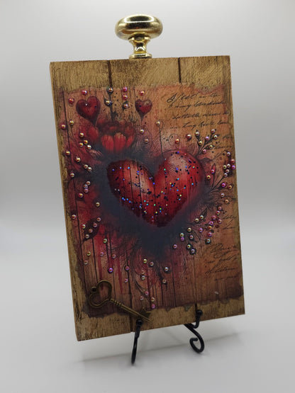 Wooden Heart and Key Table Decor - 2