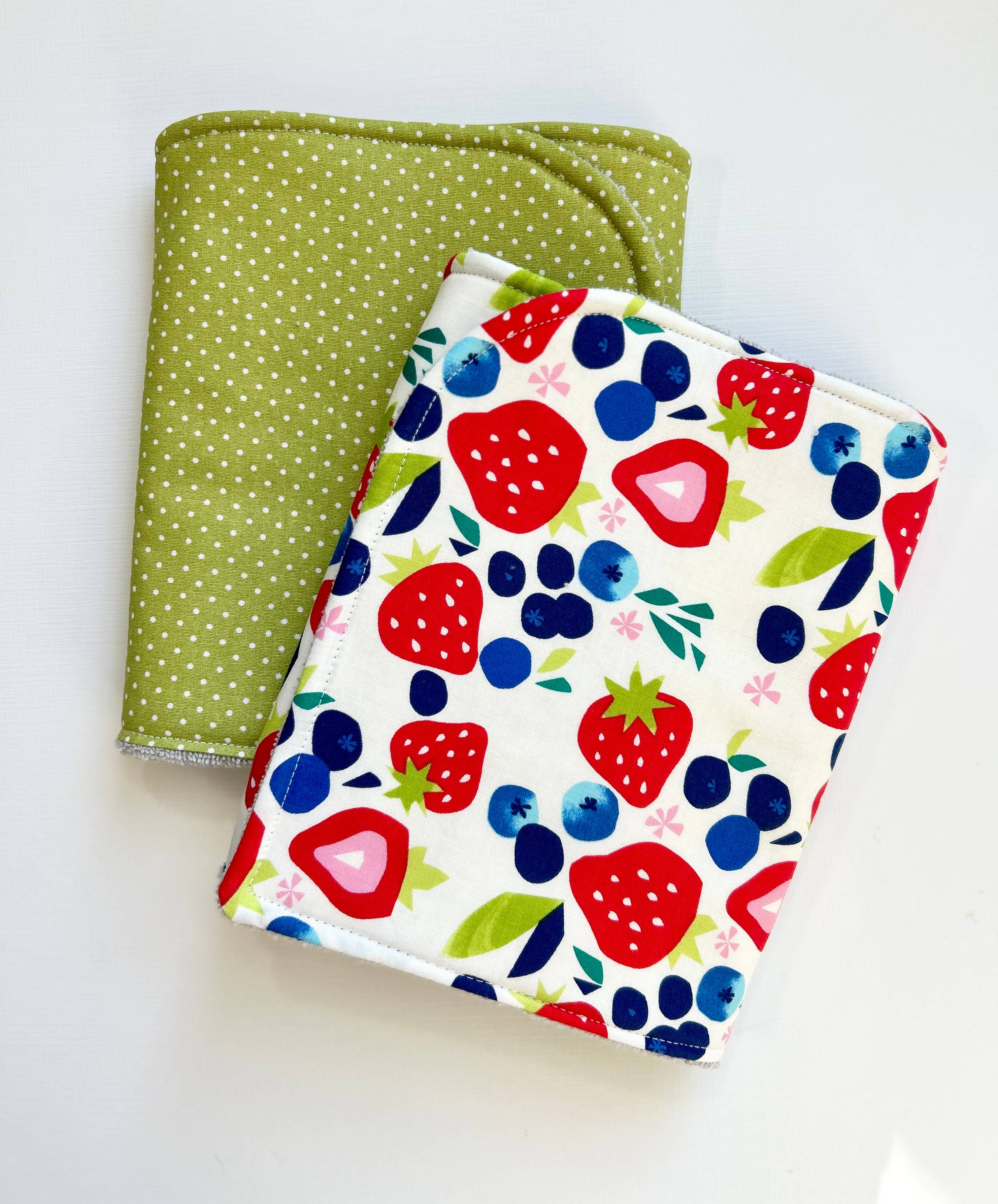 Summer Berries Burp Cloth, set of 2
